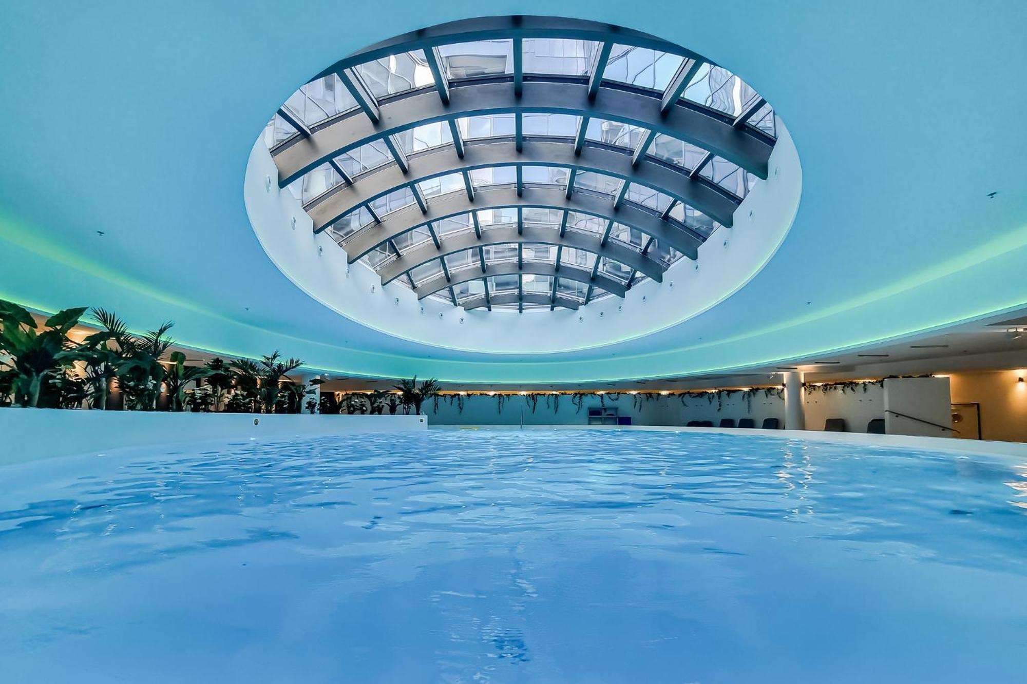 Hanza Tower Apartment No. 524 - Swimming Pool, Jacuzzi, Balcony Szczecin Buitenkant foto