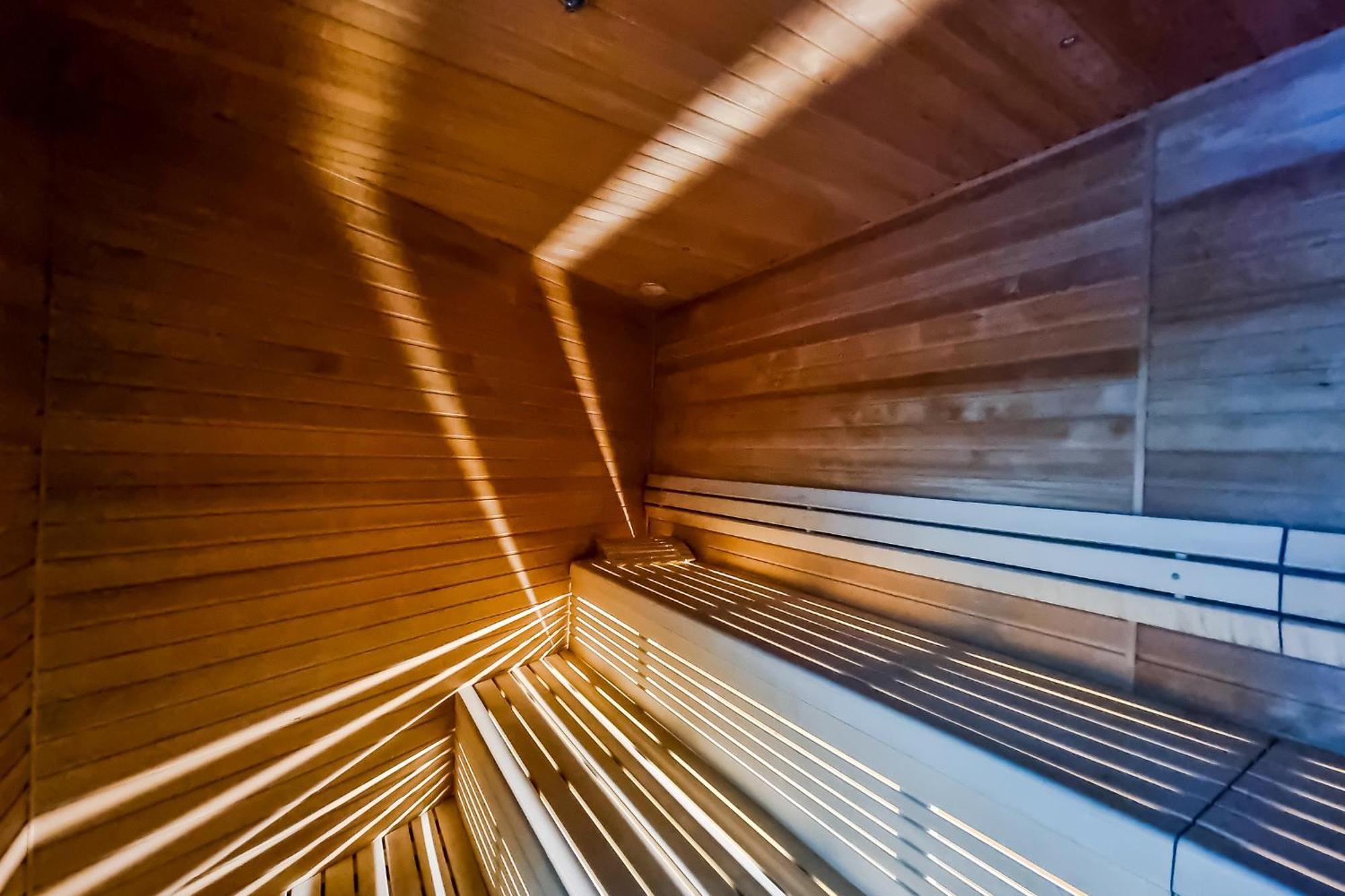 Hanza Tower Apartment No. 524 - Swimming Pool, Jacuzzi, Balcony Szczecin Buitenkant foto